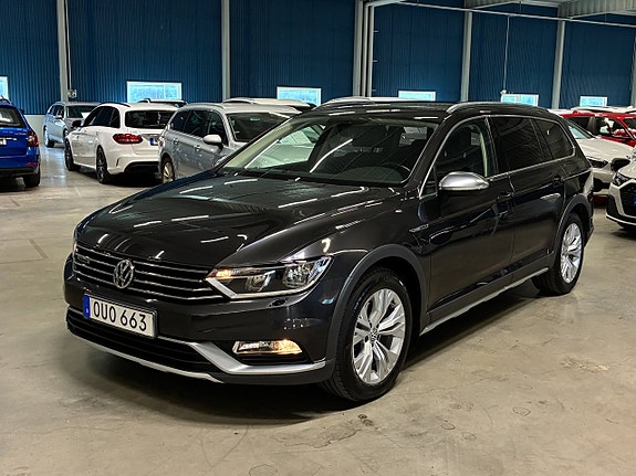 Volkswagen Passat Alltrack 7 of 28