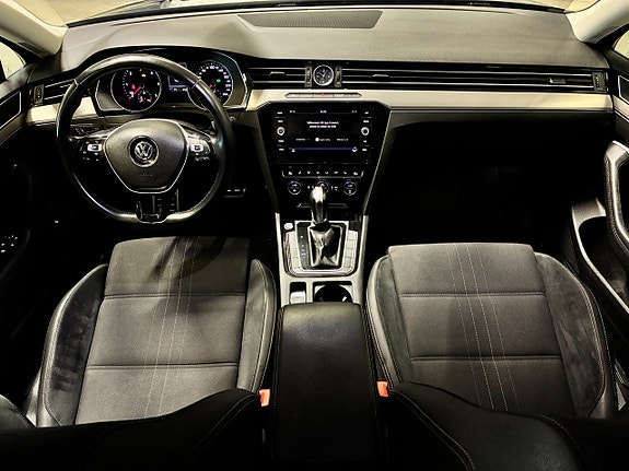 Volkswagen Passat Alltrack 20 of 28