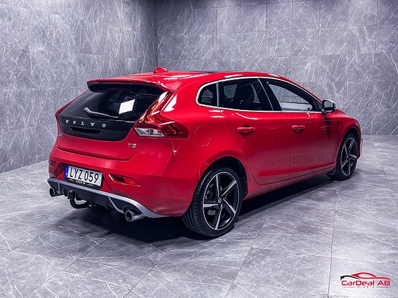 Volvo V40 5 of 5