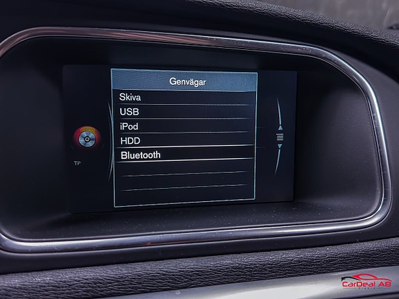 Volvo V40 28 of 28
