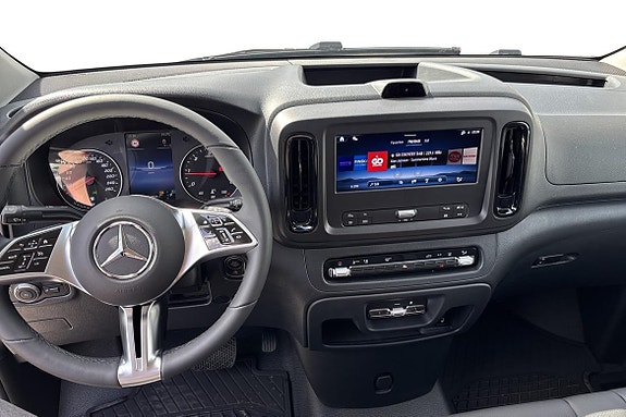 Mercedes-Benz Vito 108 10 of 15