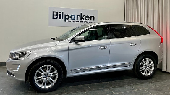Volvo XC60 3 of 5