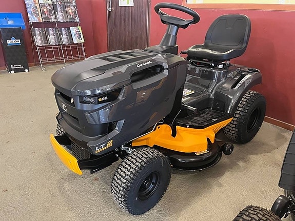 Cub Cadet Åkgräsklippare, ratt och spakstyrda 8 of 15