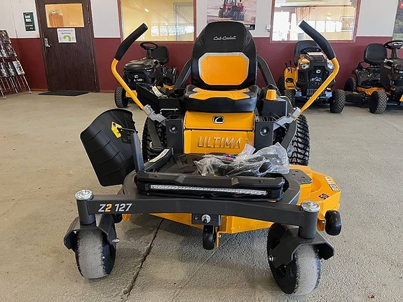 Cub Cadet Åkgräsklippare, ratt och spakstyrda 14 of 15
