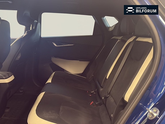 Kia EV6 9 of 13