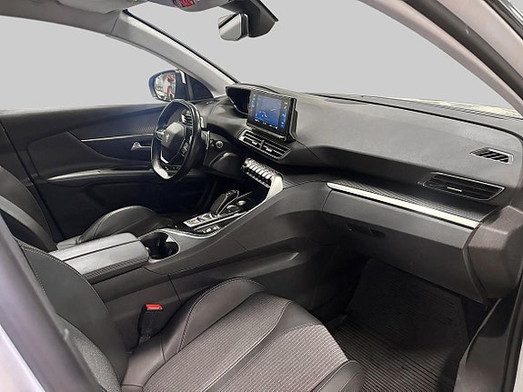 Peugeot 3008 10 of 21
