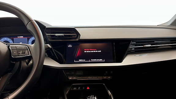 Audi A3 9 of 12