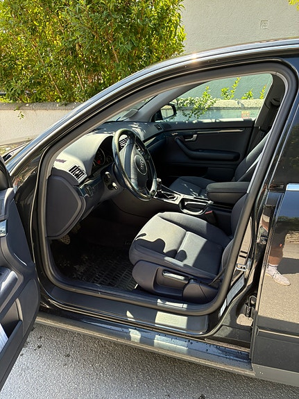 Audi A4 5 of 5