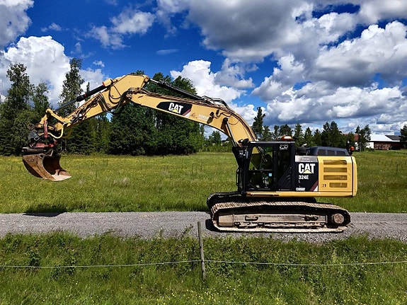 Bandgrävare Cat 324EL | 4 st redskap | 2012 2 of 4