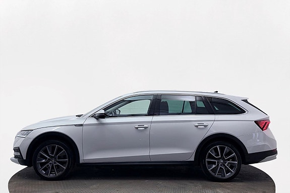 Skoda Octavia Scout 10 of 30