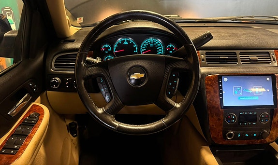Chevrolet Tahoe 22 of 25