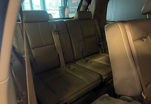 Chevrolet Tahoe 20 of 25