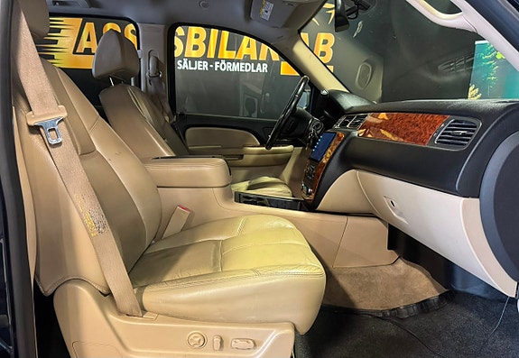 Chevrolet Tahoe 23 of 25