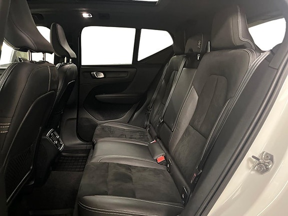 Volvo XC40 19 of 24