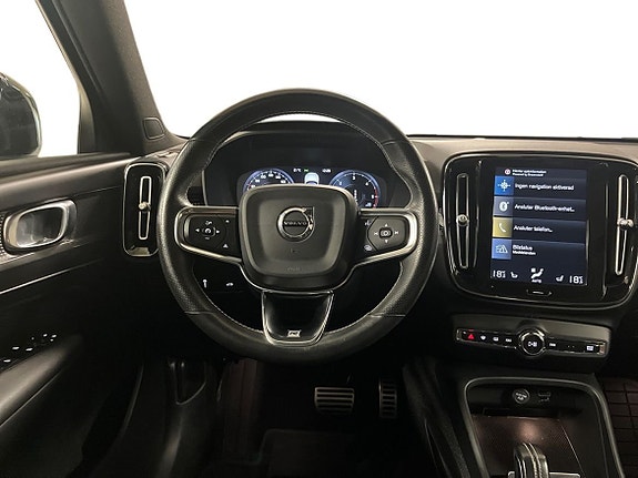 Volvo XC40 9 of 24