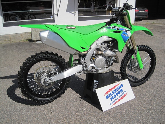Kawasaki KX450 2 of 3