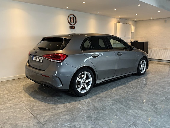 Mercedes-Benz A200 d 4 of 5