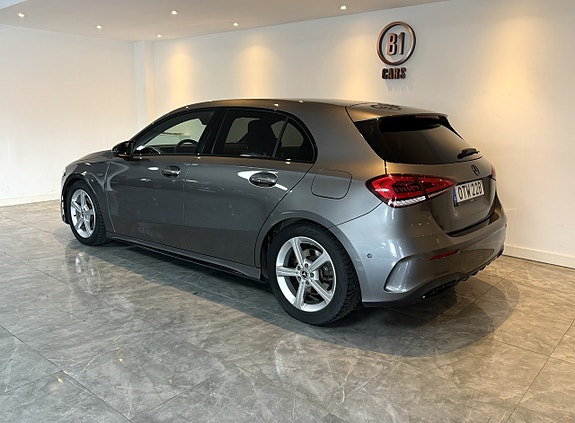 Mercedes-Benz A200 d 3 of 5