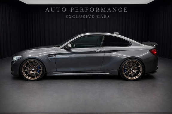 BMW M2 2 of 5