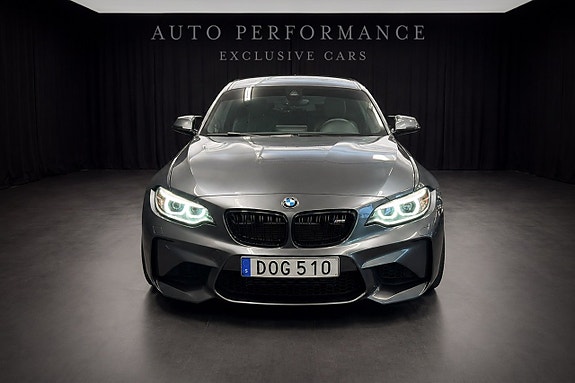 BMW M2 4 of 5