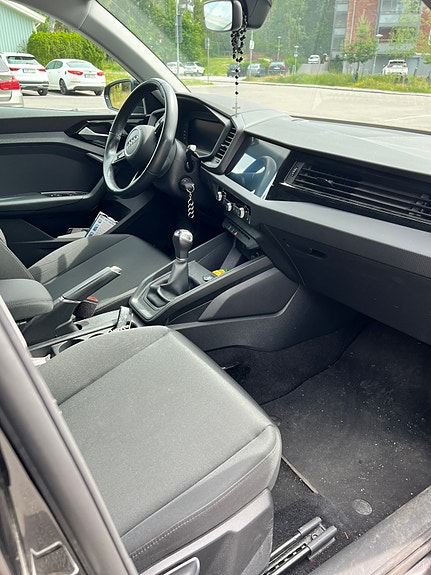 Audi A1 3 of 5