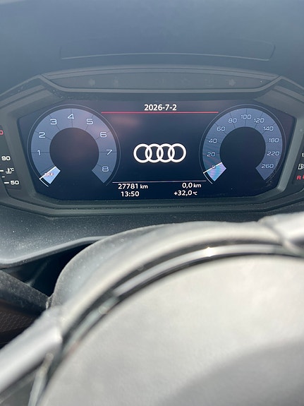 Audi A1 2 of 5