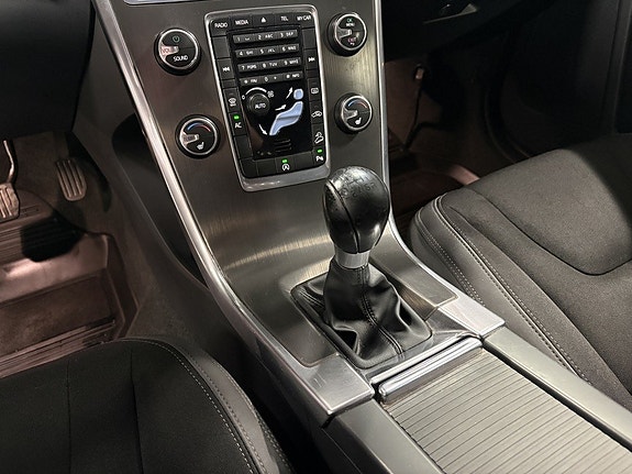 Volvo XC60 8 of 9