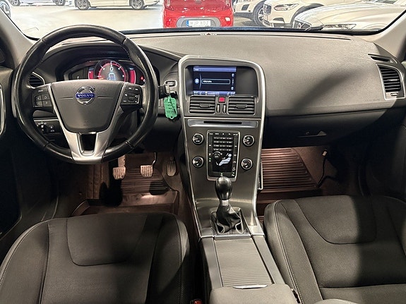 Volvo XC60 6 of 9