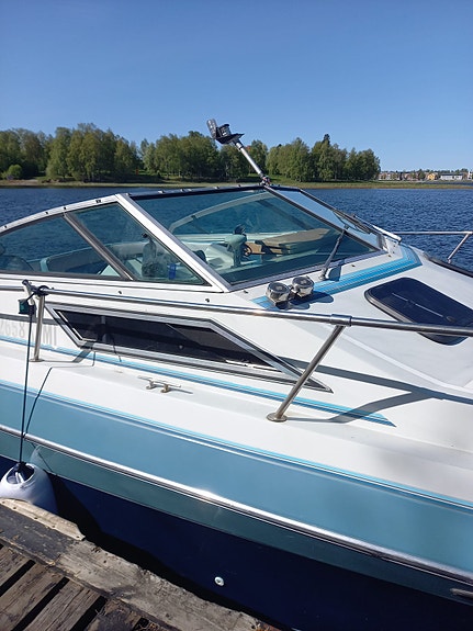 Four winns 245 vista king cobra 460 2 of 5