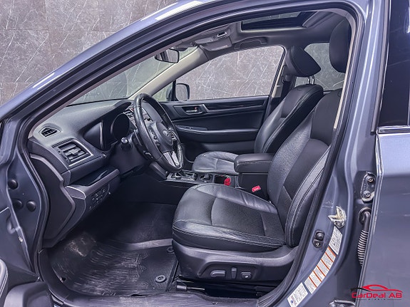 Subaru Outback 14 of 30