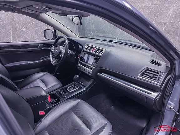 Subaru Outback 11 of 30