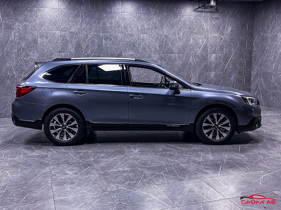 Subaru Outback 4 of 5