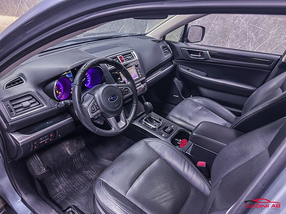 Subaru Outback 15 of 30