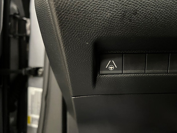 Peugeot 2008 10 of 11