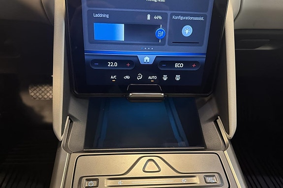 Ford Explorer 14 of 15