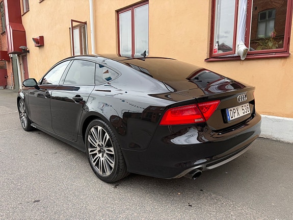 Audi A7 4 of 5