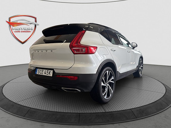 Volvo XC40 6 of 23