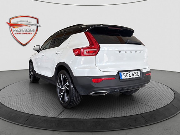 Volvo XC40 4 of 23