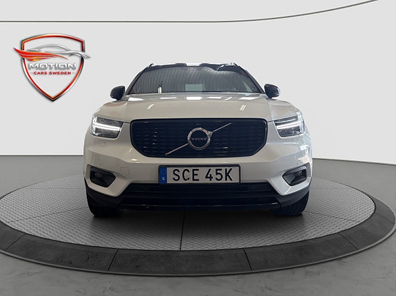 Volvo XC40 9 of 23
