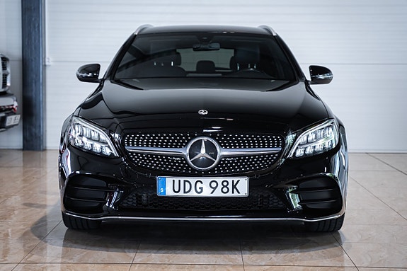 Mercedes-Benz C200 d 3 of 30