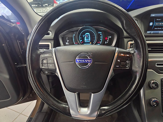 Volvo V70 20 of 25