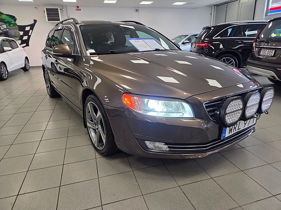 Volvo V70 15 of 25