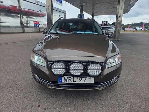 Volvo V70 14 of 20