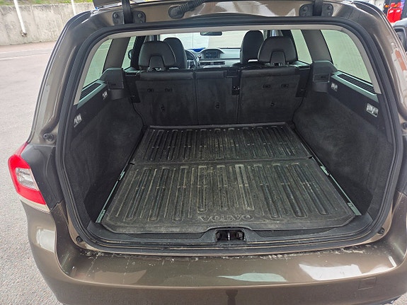 Volvo V70 7 of 20
