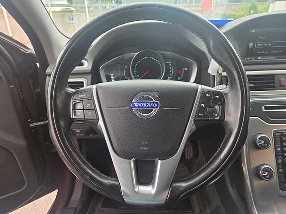 Volvo V70 16 of 20