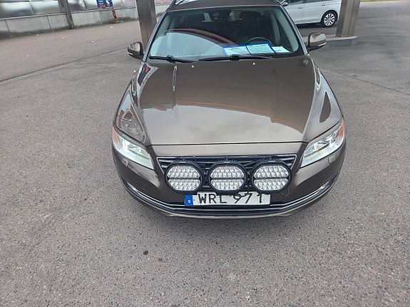 Volvo V70 13 of 20