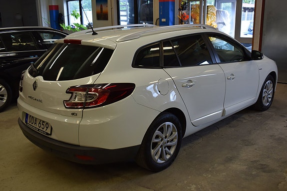 Renault Megane 5 of 15