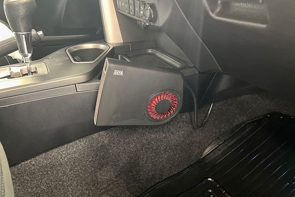 Toyota RAV4 23 of 26