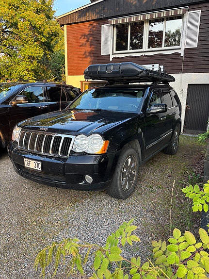 Jeep Grand Cherokee 4 of 5