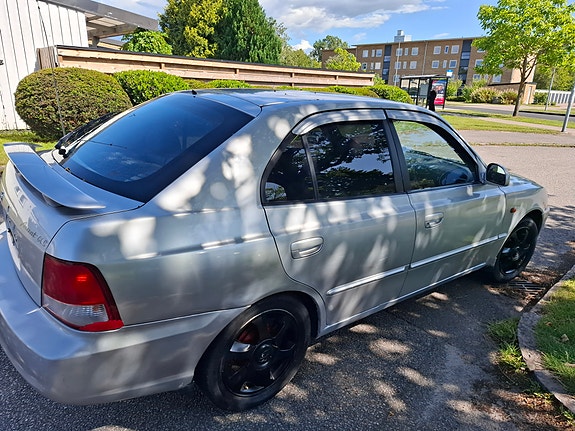 Hyundai Accent 9 of 9